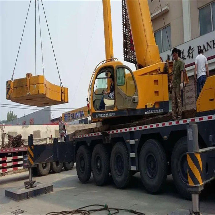 罗甸当地吊车出租|机器吊装|75吨|工厂搬迁服务